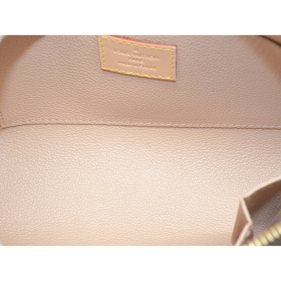 Louis Vuitton Pochette Cosmetic GM Second Bag Monogram - Picture 3 of 4